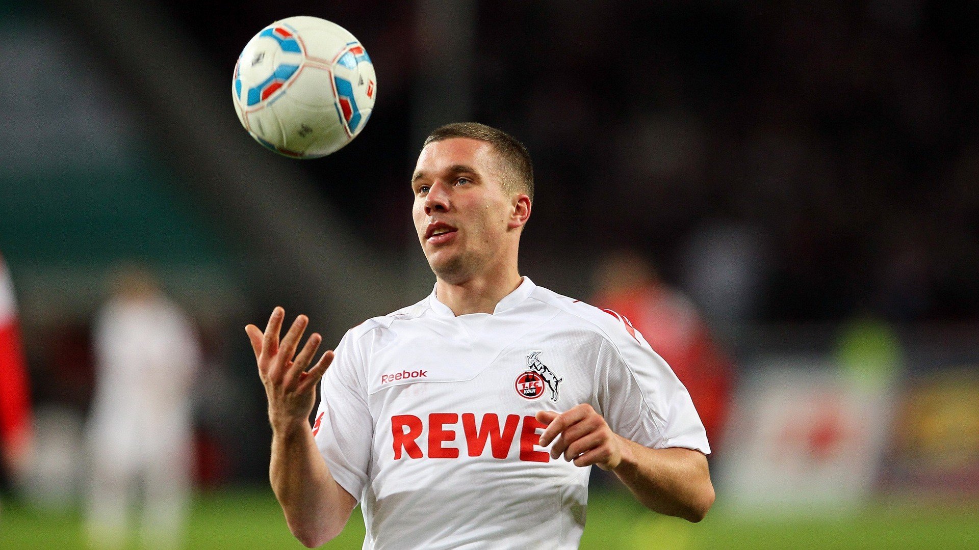 当灰熊的獠牙遇上勇士的利刃，塔图姆却在另一片战场证明何为无解进攻