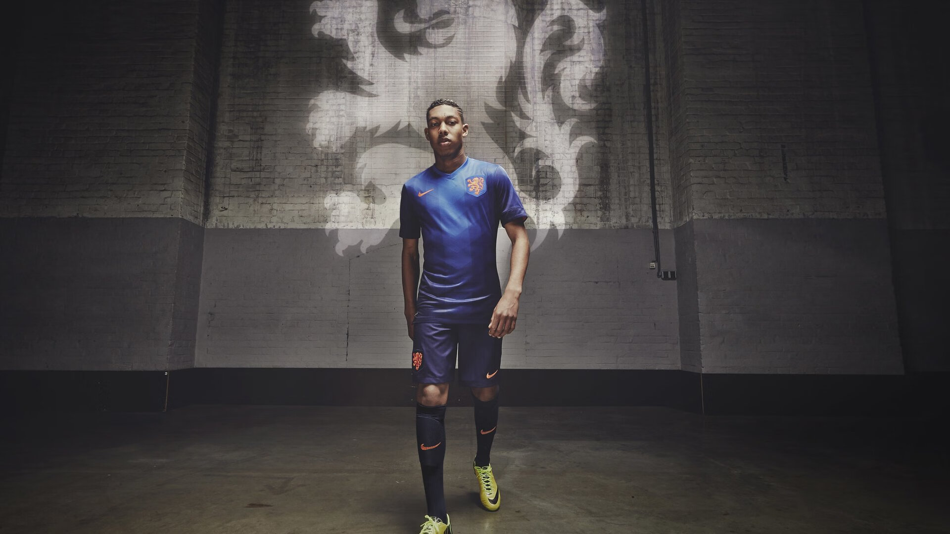 北境寒夜燃烽火，爱德华兹一球定鼎美加墨世界杯史诗之夜